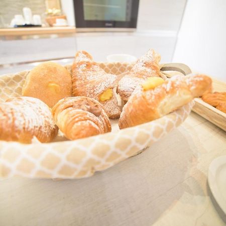 Bed and Breakfast Malenki Рим Экстерьер фото